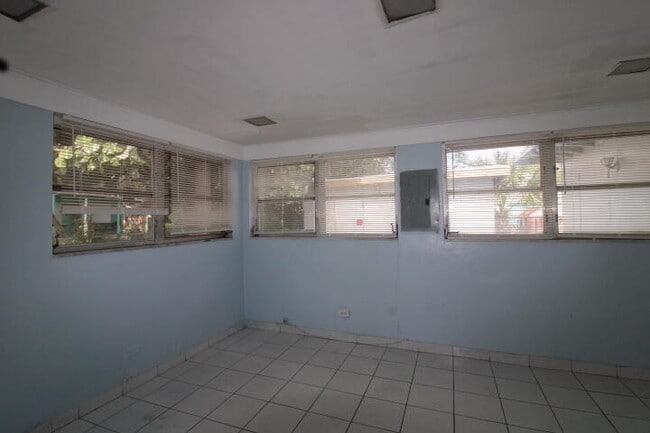 Foto del edificio - 578 W 2nd St