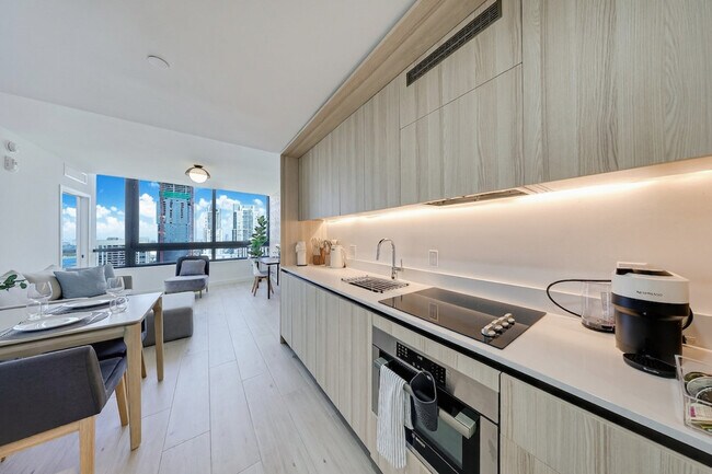 Foto del edificio - 33-35 Northeast 1st Avenue-SI ID1523915P
