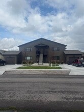 Building Photo - 205 Stiles Ave