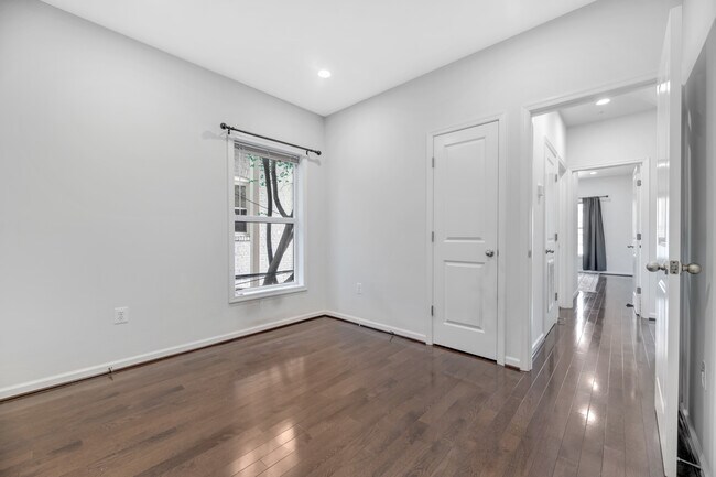 Foto del edificio - 1845 Kalorama Rd NW