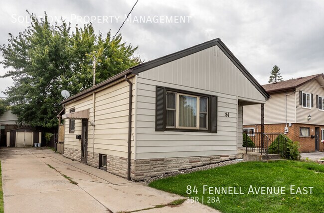 Photo du bâtiment - **WHOLE House Rental on Hamilton Mountain**