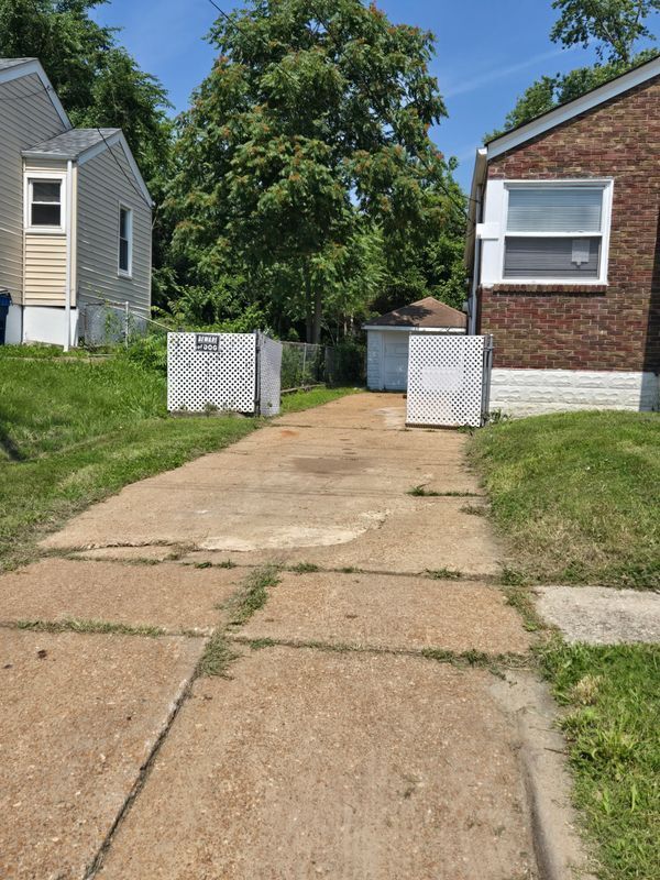 Foto del edificio - 5361 Wilborn Dr