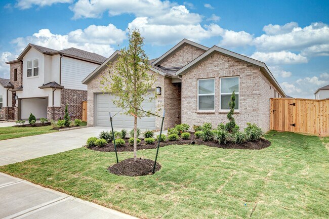 Building Photo - 9723 Rialto Hts Dr