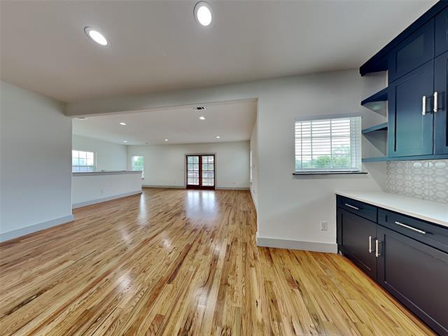 Foto del edificio - 1025 N Madison Ave