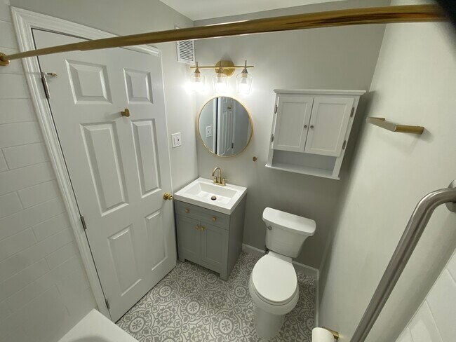 Renovated bathroom - 3601 5th St S