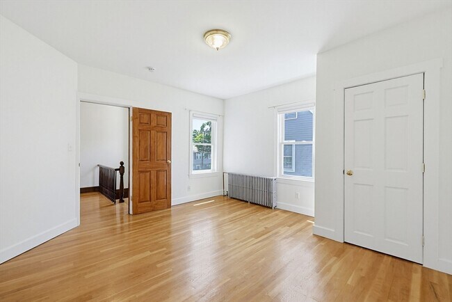 Foto del edificio - 267 Cherry St