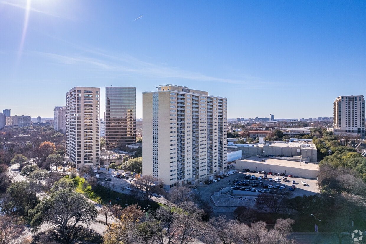 21 Turtle Creek - 3883 Turtle Creek Blvd Dallas, TX - Apartments for