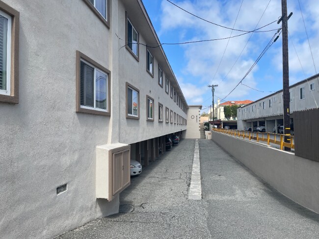 Foto del edificio - 20360 Anza Ave