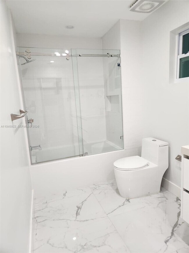 Foto del edificio - 15152 SW 63rd Ter