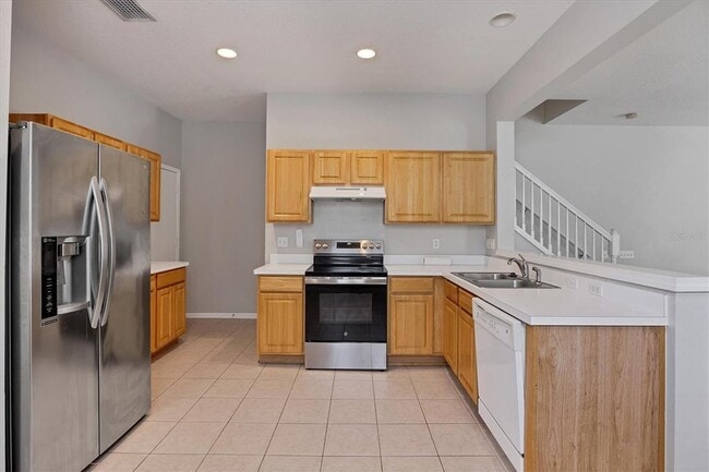 Building Photo - 4920 Pond Ridge Dr