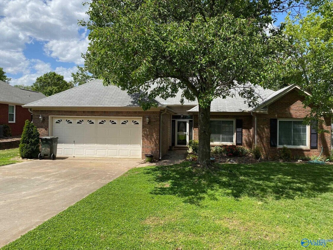 Foto principal - 244 Prairie Dr