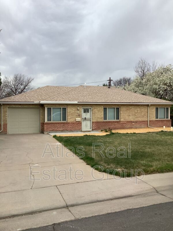 1293 Quentin St, Aurora, CO 80011 House Rental in Aurora, CO