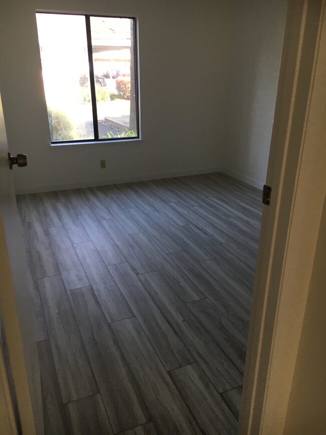 Building Photo - 6354 Joaquin Murieta Ave