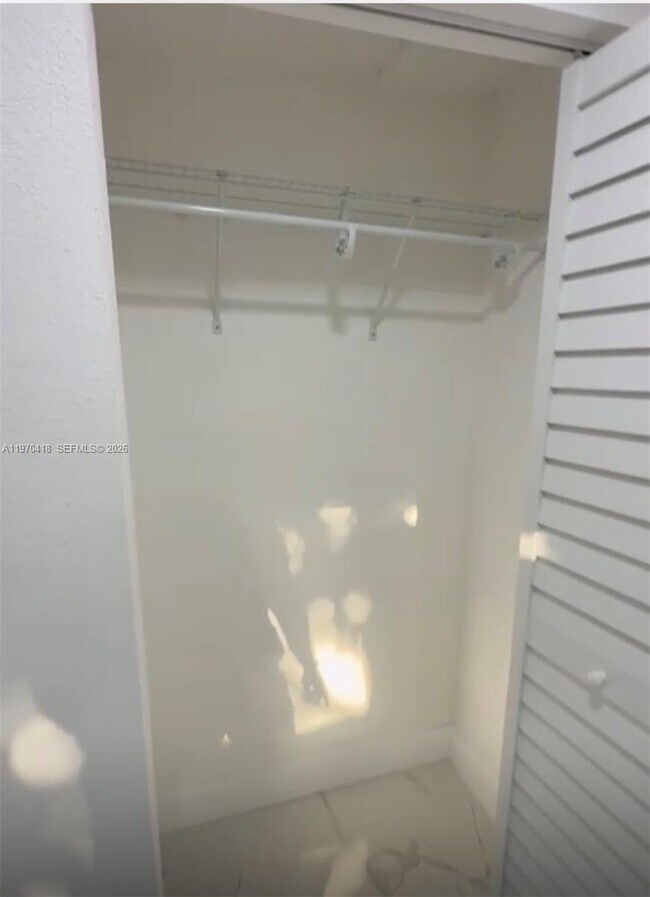 Foto del edificio - 5112 NW 178th Terrace