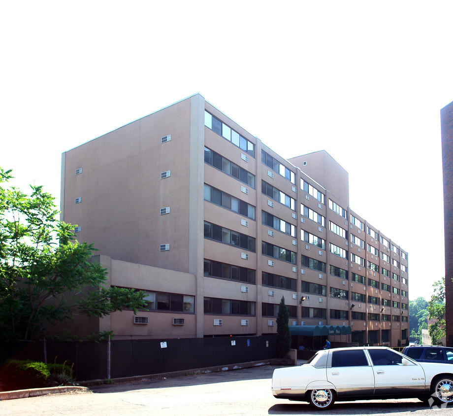 Building Photo - Centre Plaza