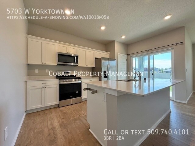 Building Photo - 5703 W Yorktown Ln