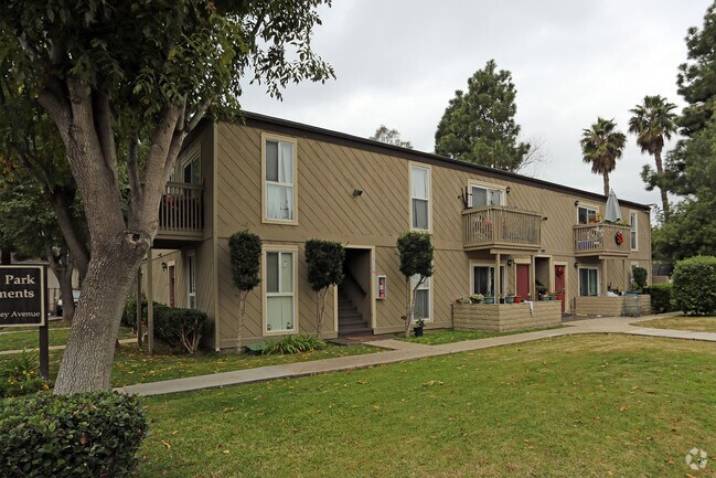 Solana Park - Solana Park Apartments