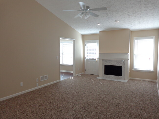 Foto del edificio - 780 Holcombe Woods Ct