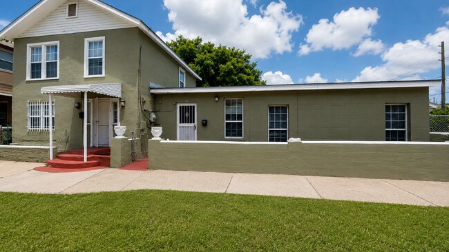 Foto del edificio - 1049 Pippin St