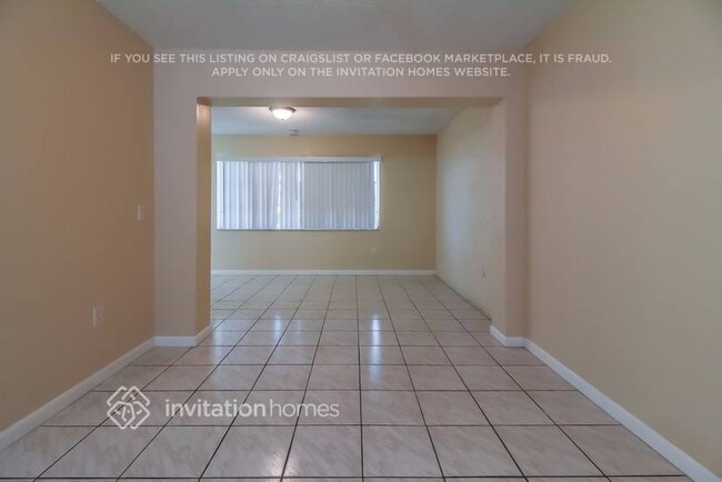 Foto del edificio - 11421 NW 30th St