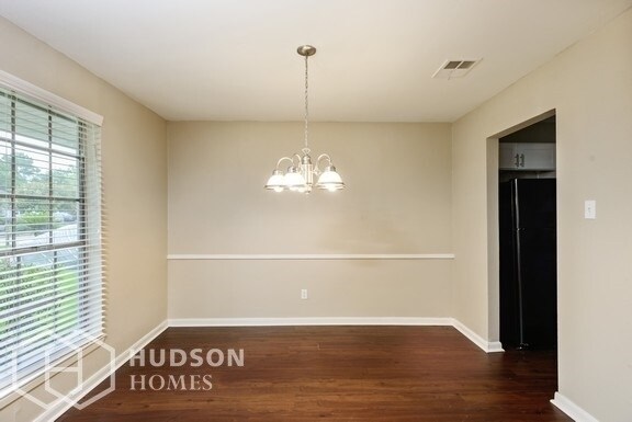 Building Photo - NOW AVAILABLE! 15915 Ridgerock Road, Misso...
