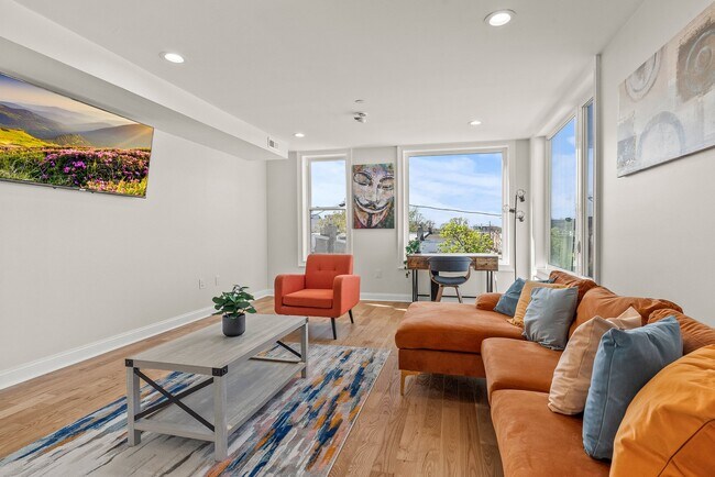 Foto del edificio - 2655 Wilder St