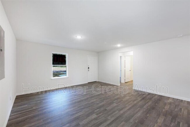 Foto del edificio - 1502 Jordan St