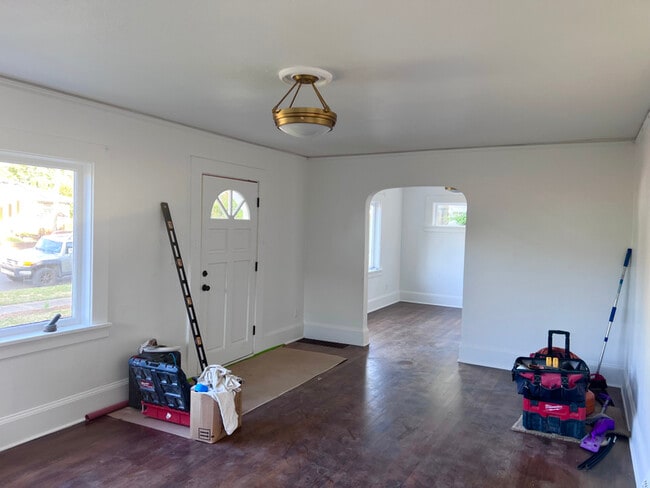 Photo - 315 NE 66th Ave House
