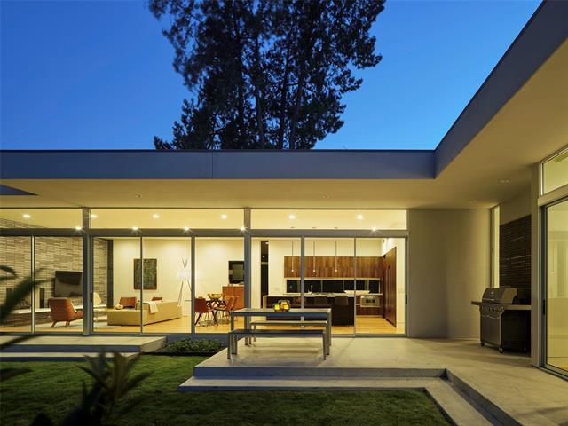 Foto del edificio - 8926 San Leandro Dr