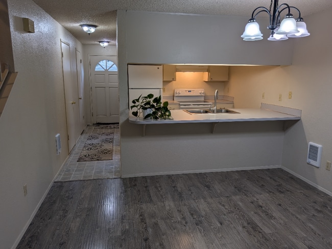 Building Photo - 4617 80th St NE