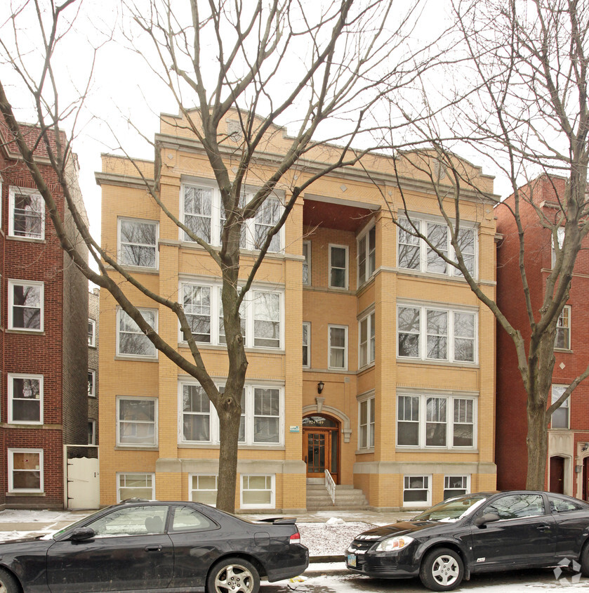 Primary Photo - 1247-1249 W Granville Ave