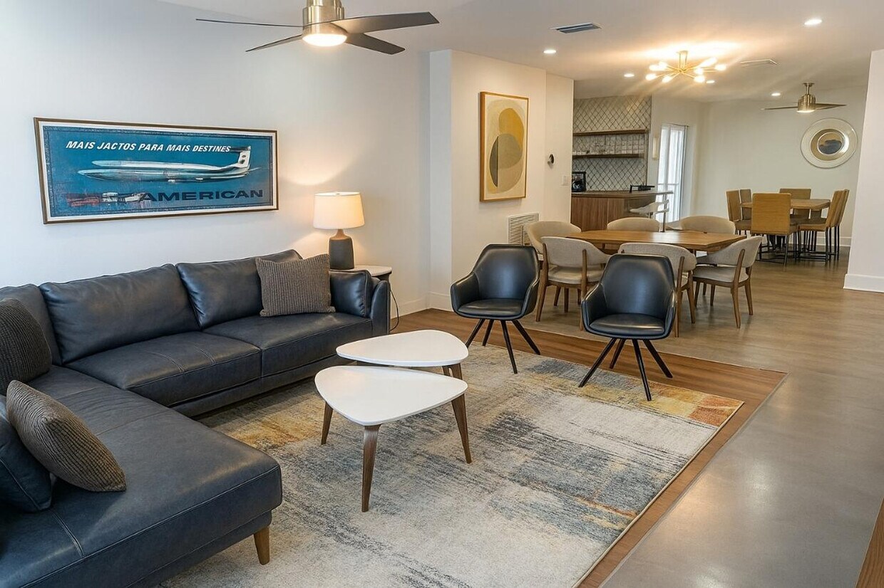 Foto principal - 3530 NE 13th Ave