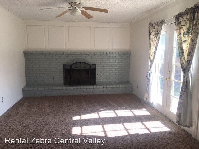 Building Photo - 3 br, 2 bath House - 3430 La Jolla Way