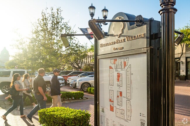 Oak Lawn residents can take a short drive to Highland Park Village for a luxury shopping outing.