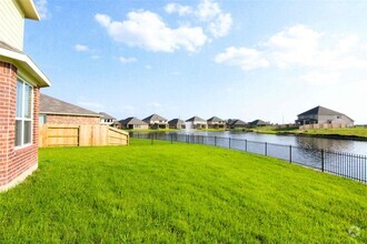 Building Photo - 29647 Clover Shore Dr