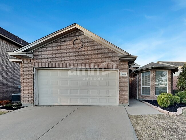 Building Photo - 644 Caravan Dr