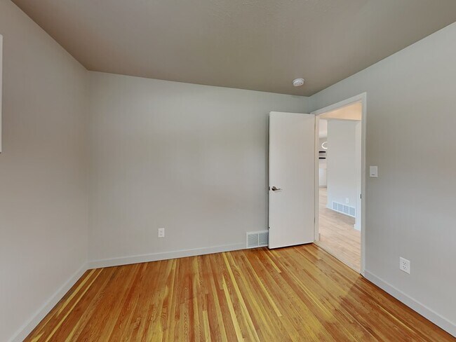Foto del edificio - 1402 S Jefferson St