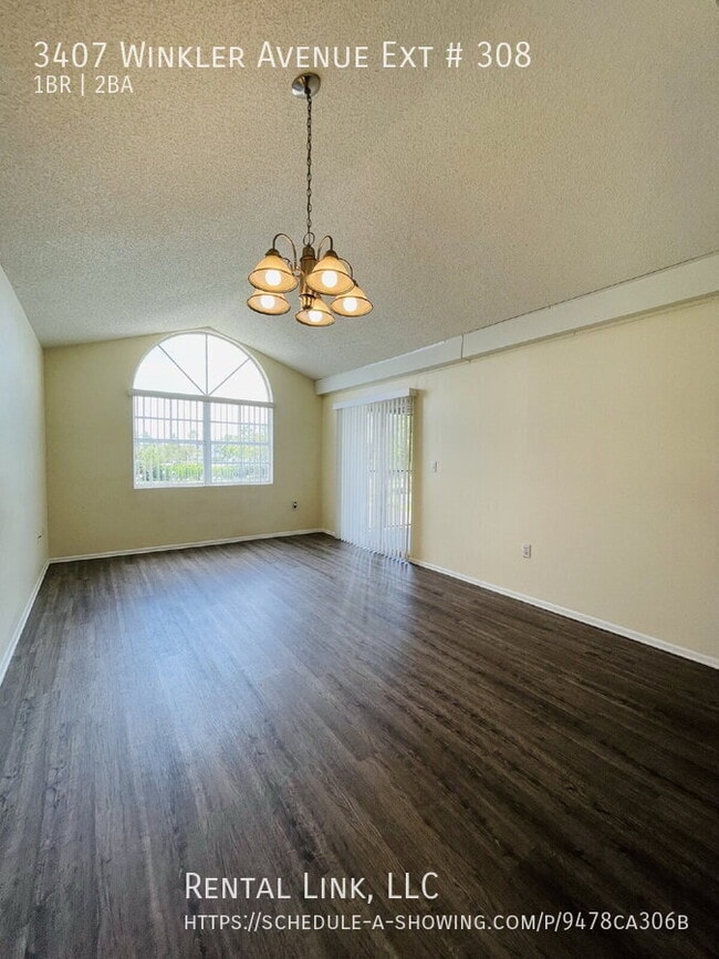 Building Photo - 3407 Winkler Ave