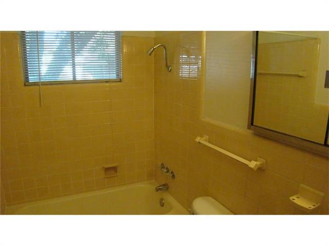 Foto del edificio - 2423 S Tyler St