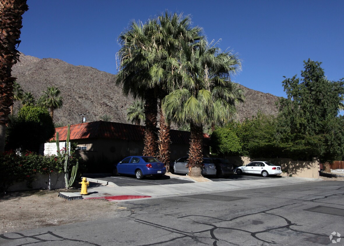 Primary Photo - 275 S Lugo Rd