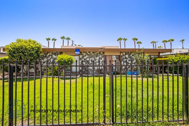 Building Photo - 1324 W. Cerritos