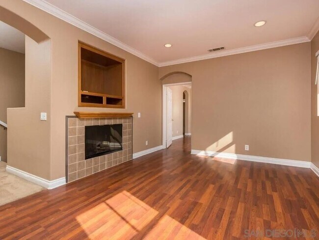 Foto del edificio - 1517 Laurel Grove Dr