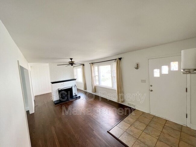 Building Photo - 5730 Beverly Ln