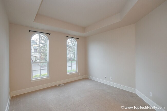Foto del edificio - Stunning 3 BD* + Office/Den+Bonus/Media Rm...