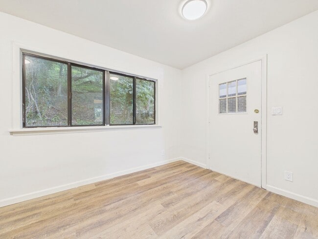 Building Photo - 3 Bedroom Home in Steelton