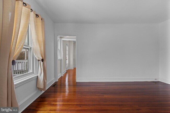 Foto del edificio - 134 Plant Ave