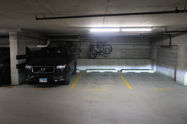 Foto del edificio - 1235 S Prairie Ave