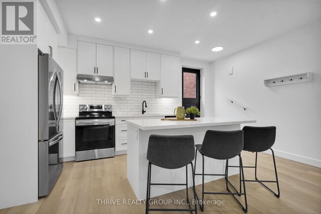 Building Photo - 74 Church St