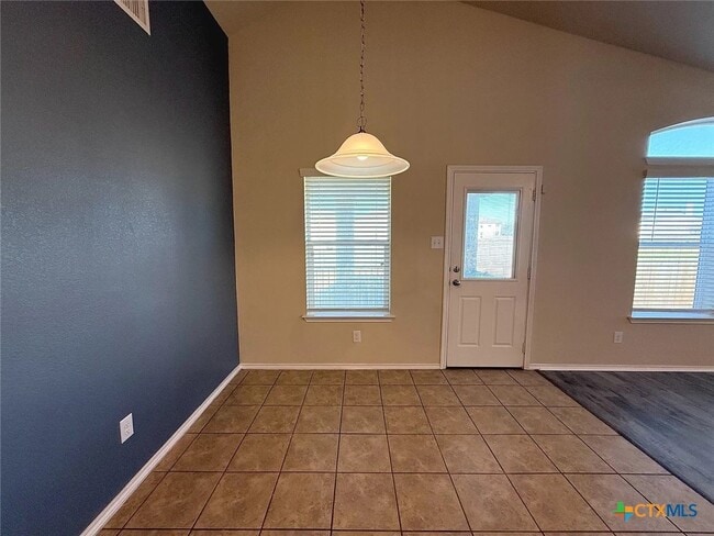 Building Photo - 1416 Starlight Dr