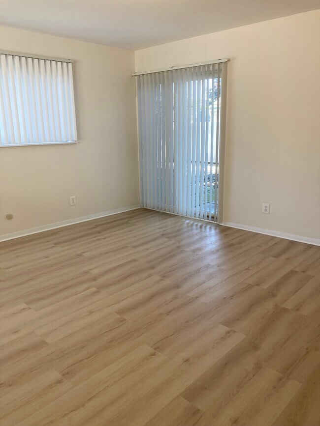 Foto del edificio - 21705 Bon Heur St